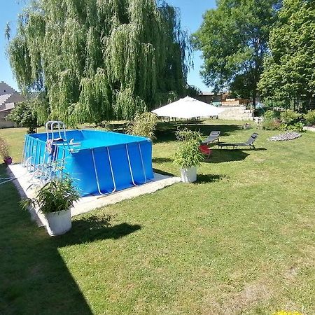 Maison Chaleureuse Et De Detente Avec Piscine Et Spa Chassemy 외부 사진